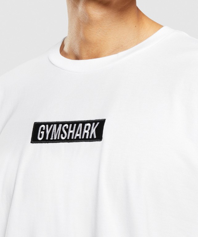 Gymshark Central Oversized Tişört Erkek Beyaz | 687-QCWZVP