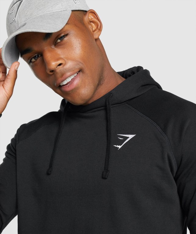 Gymshark Crest Kapüşonlu Sweatshirt Erkek Siyah | 867-RACTDE